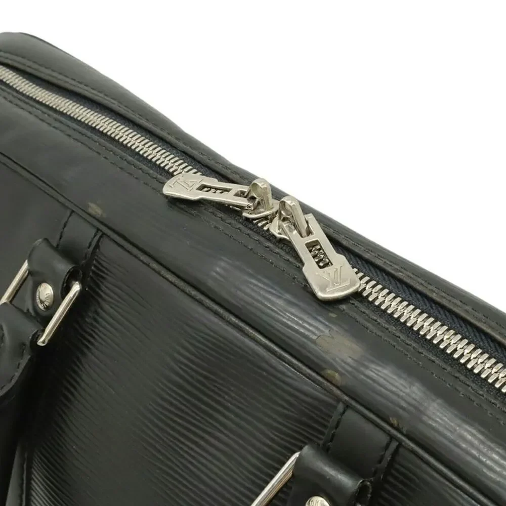 Louis Vuitton Porte Documents Voyage